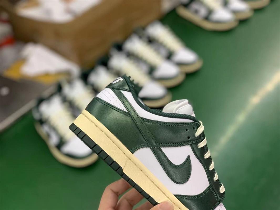 PK god Nike dunk low vintage green retail materials ready to ship